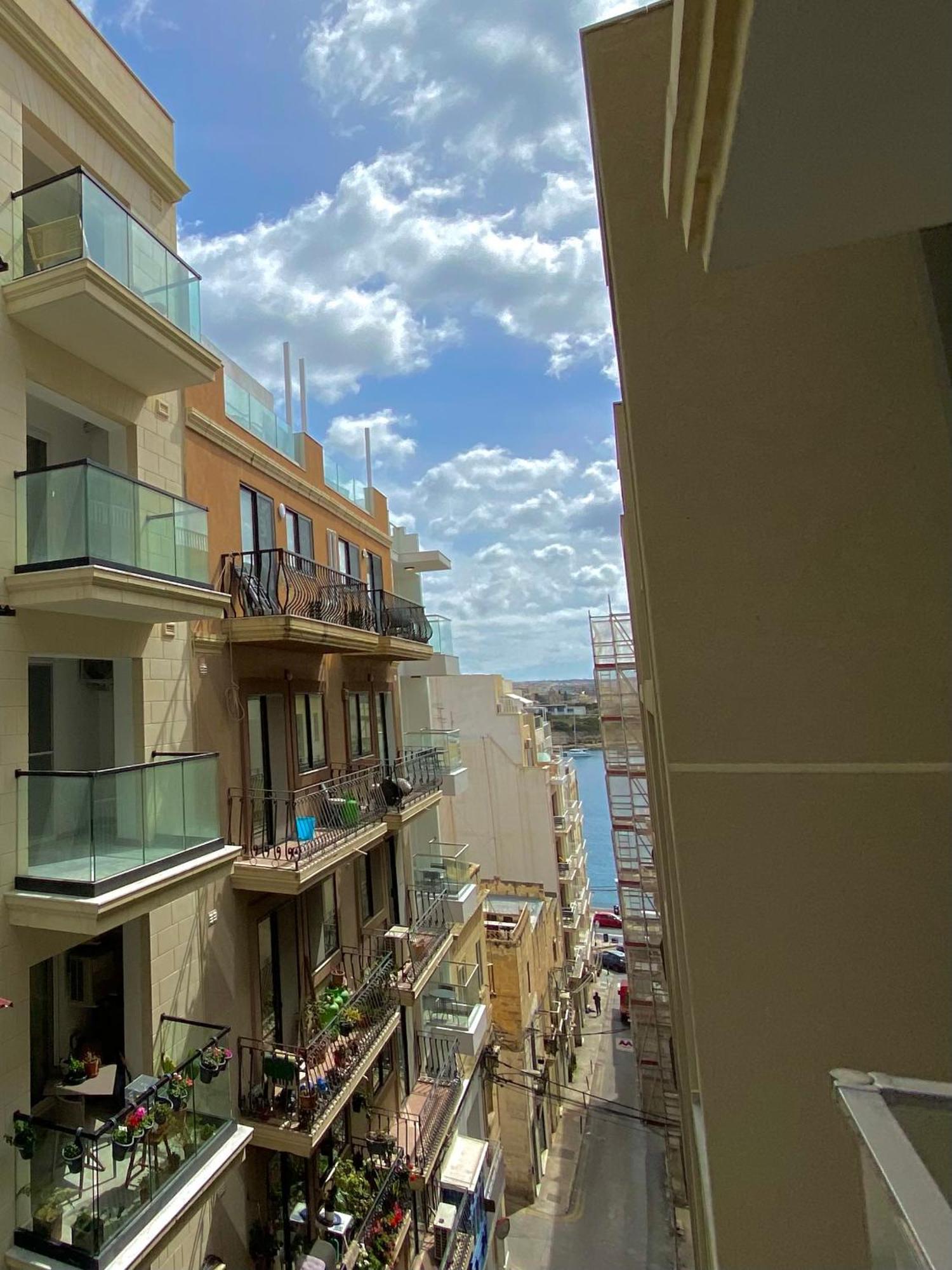 Tigne Sliema Three Bedrooms Apartment Bagian luar foto