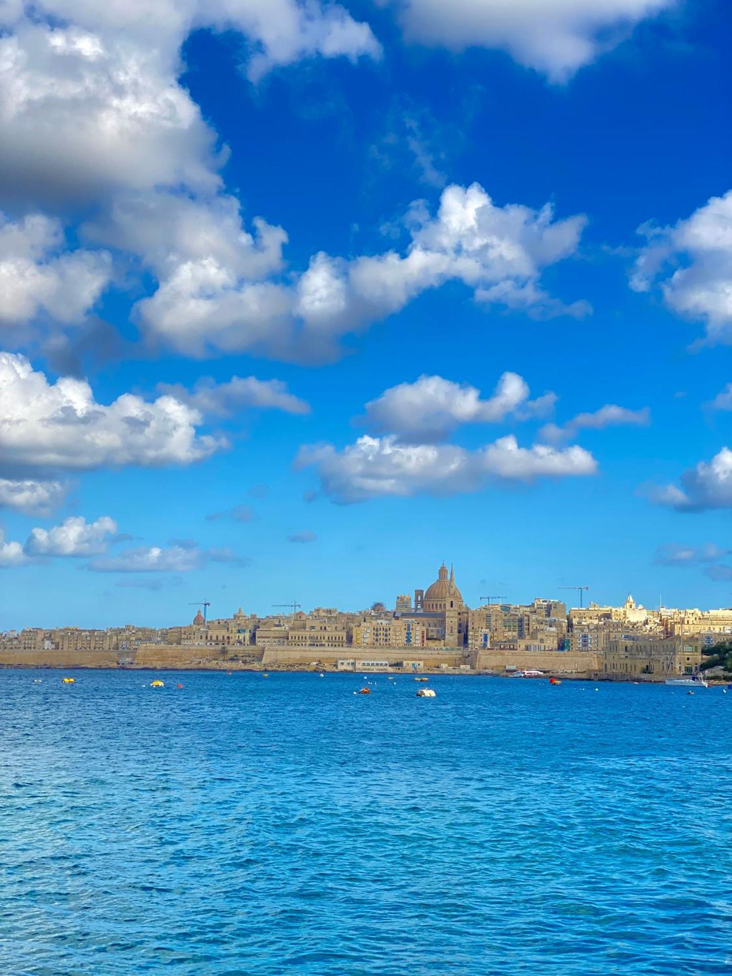 Tigne Sliema Three Bedrooms Apartment Bagian luar foto