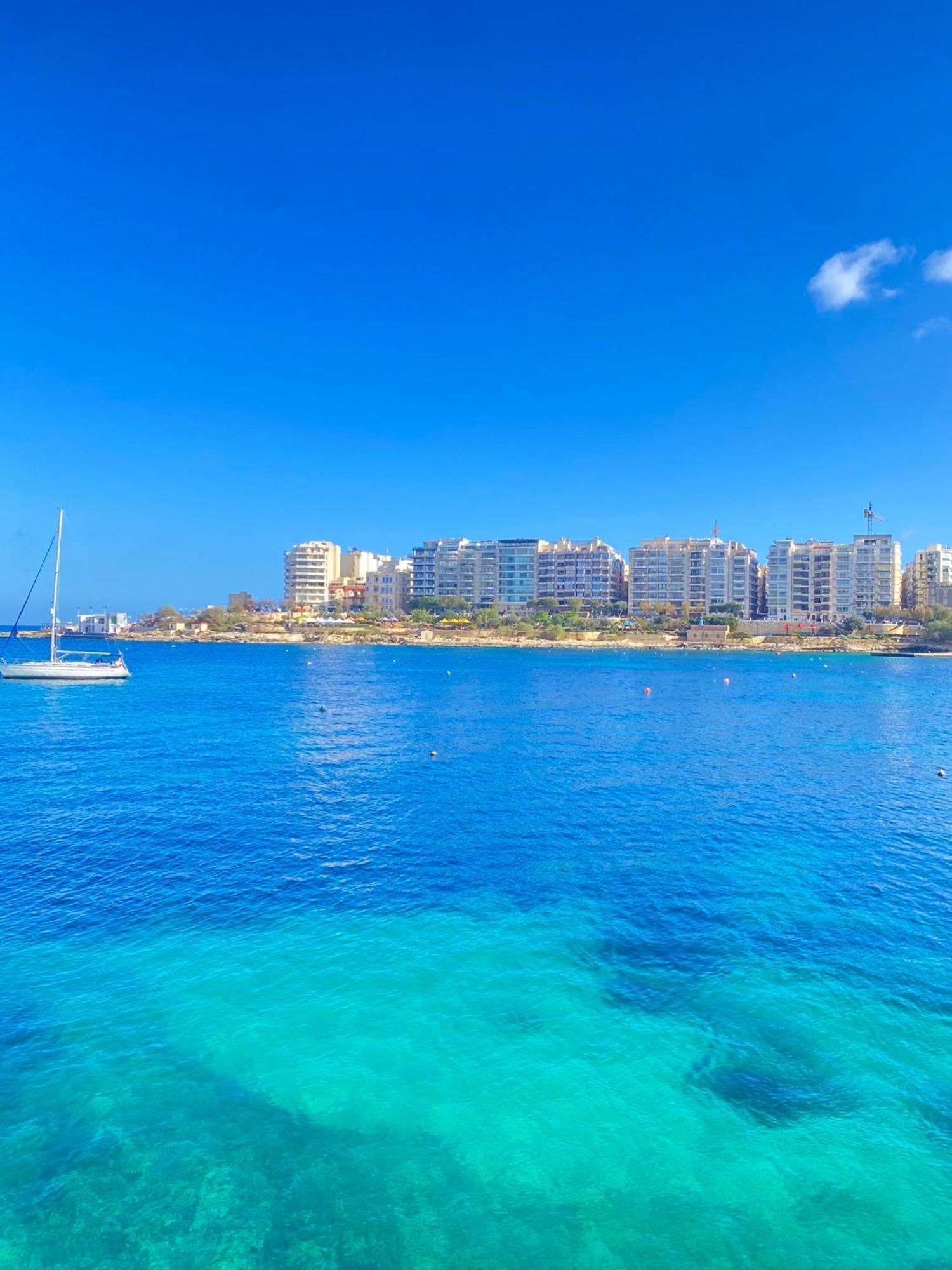 Tigne Sliema Three Bedrooms Apartment Bagian luar foto
