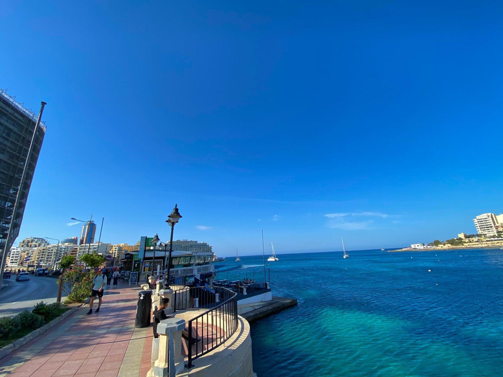 Tigne Sliema Three Bedrooms Apartment Bagian luar foto